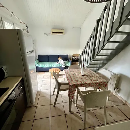 Petite Maison A 100m De La * Marseillan (Herault)
