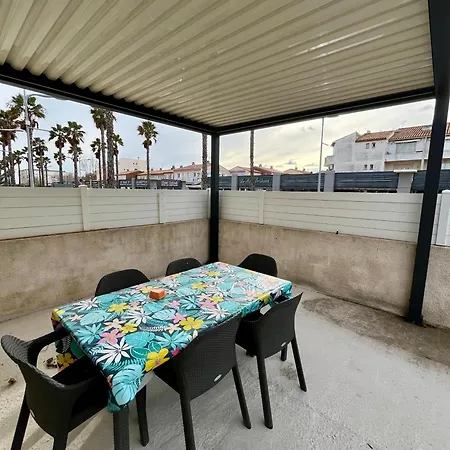 Petite Maison A 100m De La *